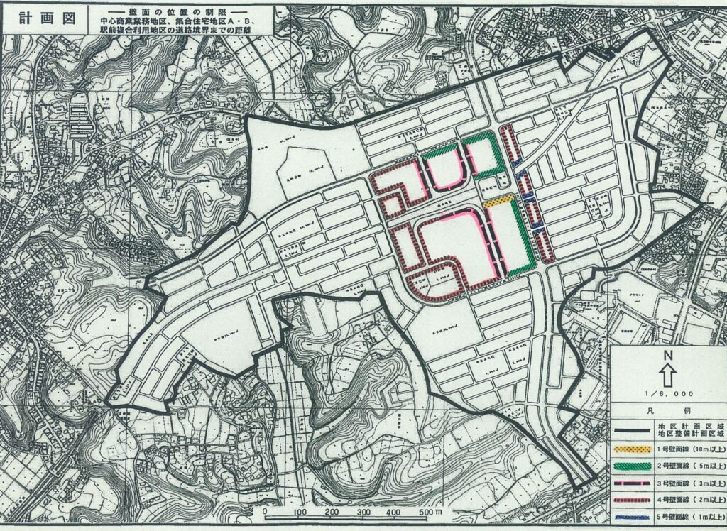 地域の計画図、周辺の地形や道路のレイアウトが示されています。色分けされた区域が配置されており、各区域の異なる用途が示されています。