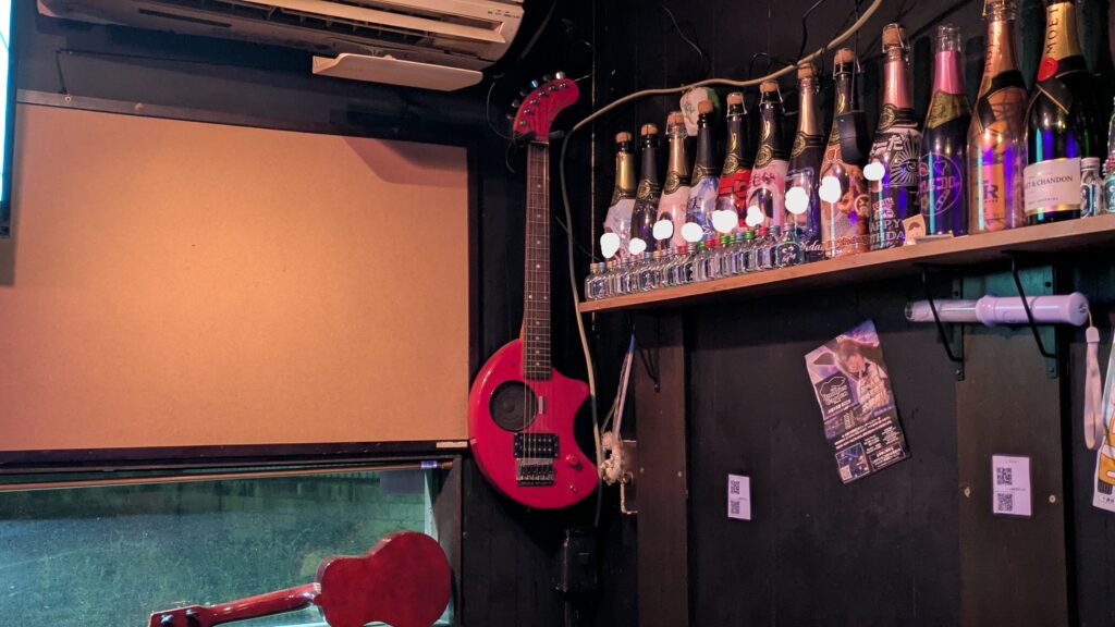 2026年9月撮影・成田市花崎町のbar noname シャンパン|営業中