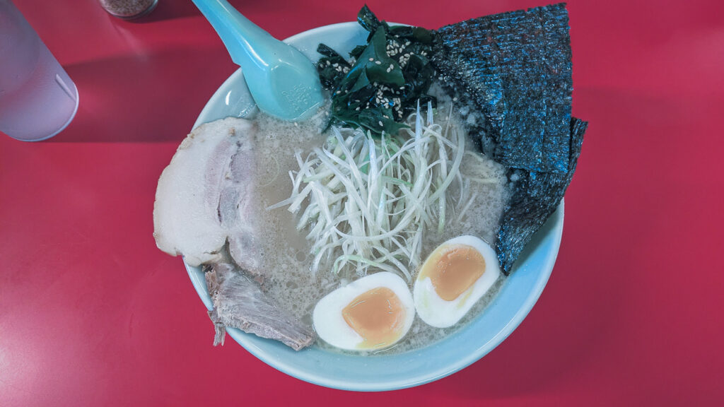 2026年9月撮影・成田市ウイング土屋のラーメンショップ〇化 成田ウイング土屋店 特製ラーメン｜営業中